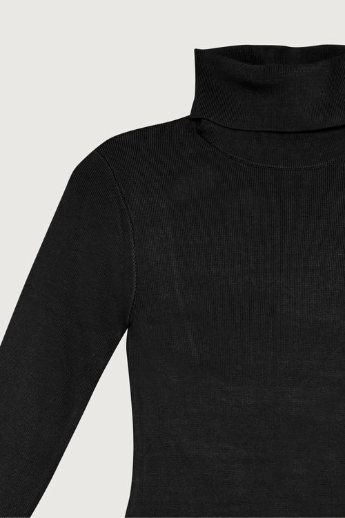 Black Turtleneck Bodysuit - A Wardrobe Staple - Straight A Style  Black  turtleneck outfit, Turtleneck bodysuit outfit, Black turtleneck