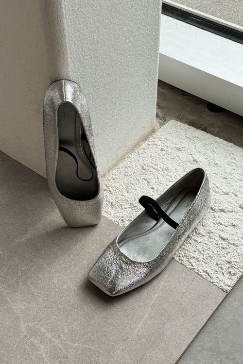 Quality Silver Ballet Flats