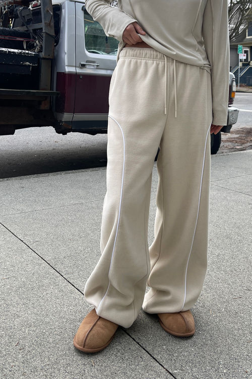 High-Rise Cozy Wool-Blend Wide-Leg Pant in Pants & Shorts