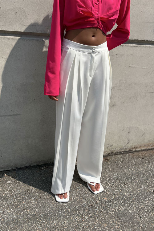 DOUBLE PLEATED WIDE LEG PANT